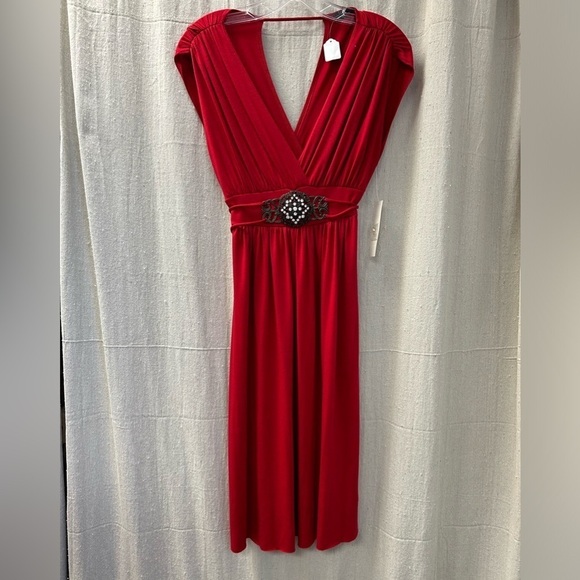 UNYX/ Red/ Stunning Dress / NWT/ size S - Picture 1 of 13